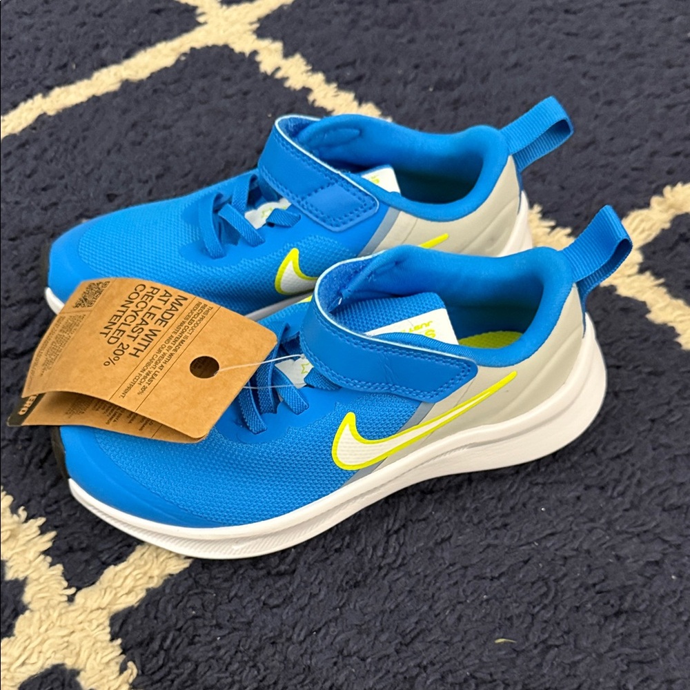 Nike Kids Star Runner sneakers